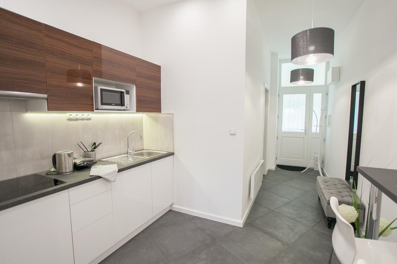 Appartamento Stylish Loft With Balcony Budapest Esterno foto